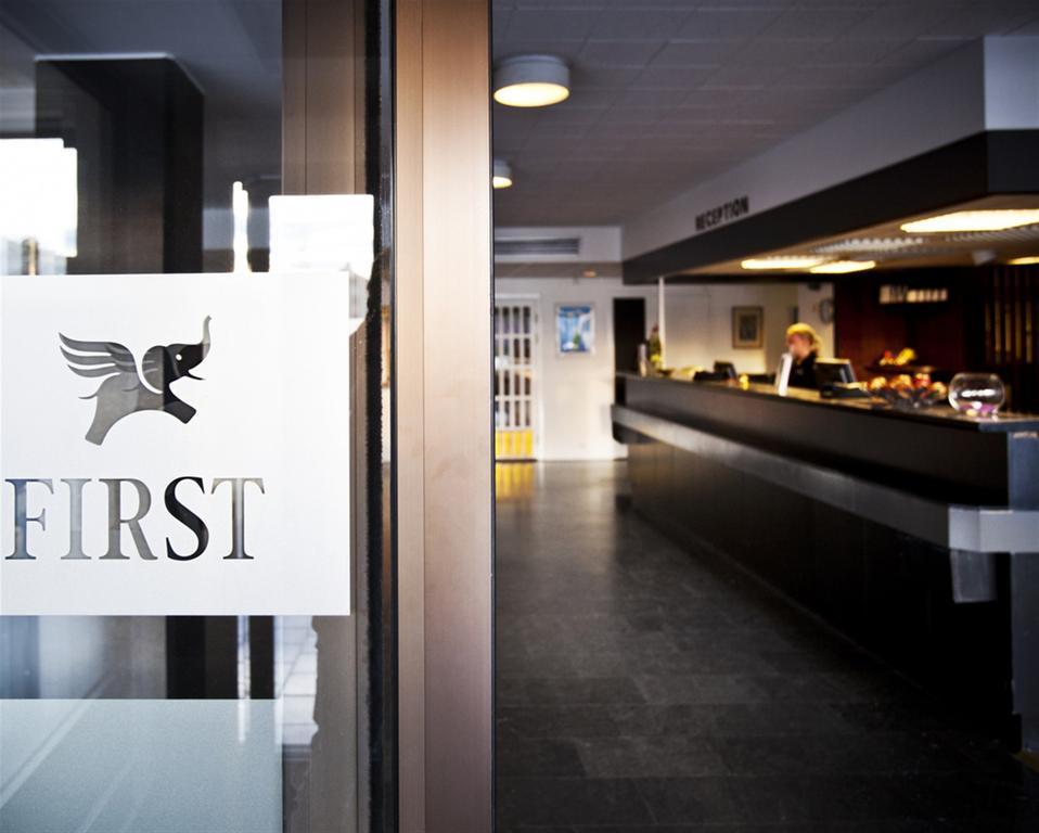 First Hotel Stadt Härnösand Exterior foto